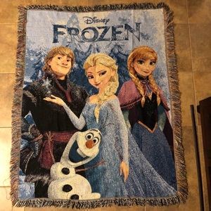 Disney FROZEN Woven Tapestry Throw Blanket